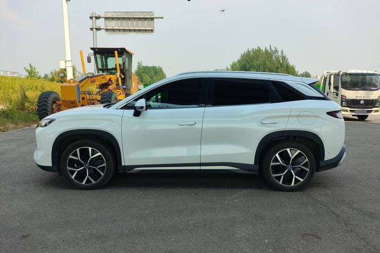 Used BYD Song L DM-i 2024 160 km Excellence Version
