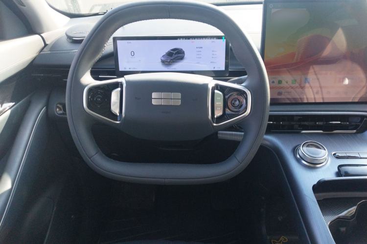 Used  E5 2024 440km Exploration Version
