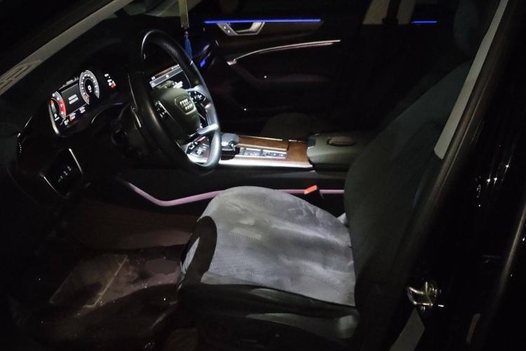 Used Audi A6 2021 allroad quattro Explorer 55 TFSI Prestige Off-Road Model
