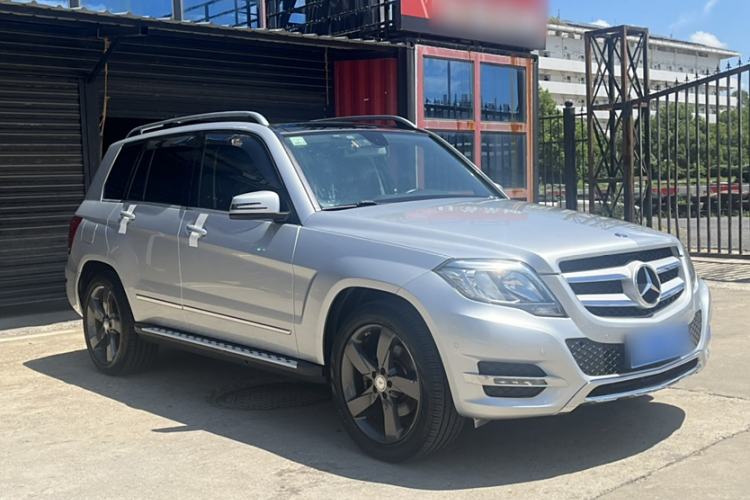 Used Mercedes-Benz GLK-Class 2013 GLK 300 4MATIC Dynamic Sunroof Model