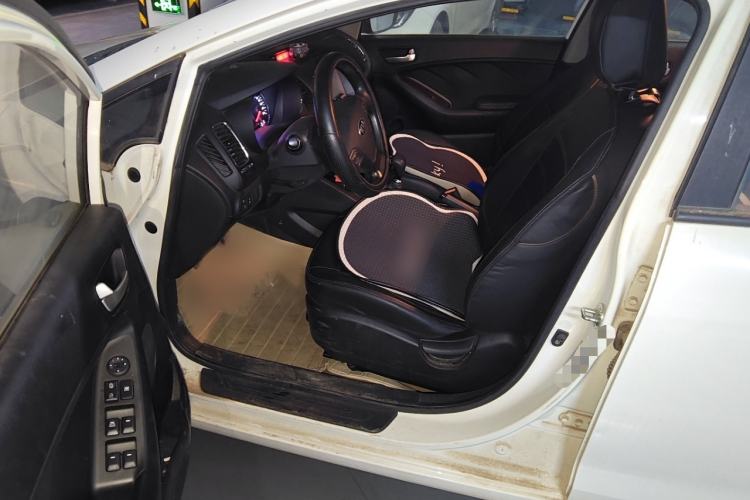 Used Kia K3 2015 1.6L Manual GL
