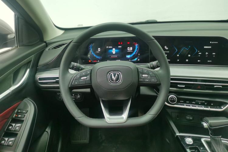 Used Changan Eado 2021 PLUS Blue Whale NE 1.4T GDI DCT Prestige Model
