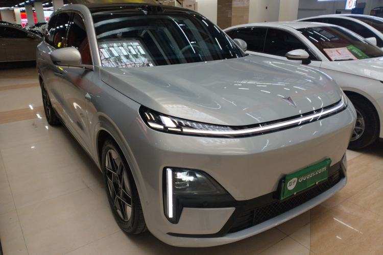 Used  S09 2025 Rear-Drive Ultra+
