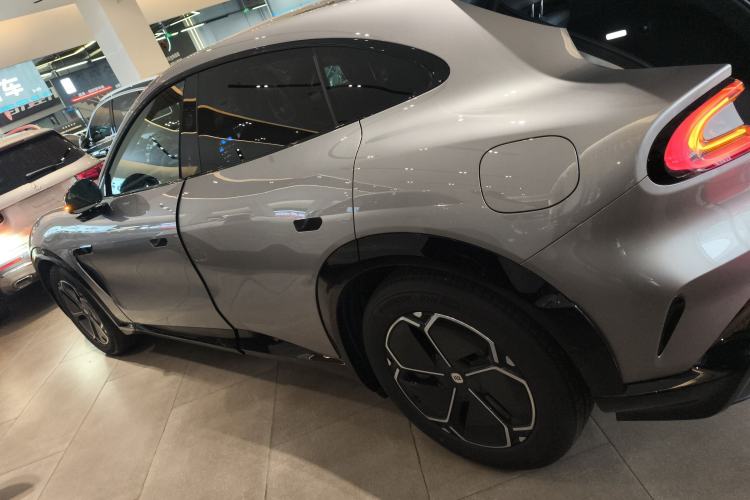 Used  YU7 2025 Ultra-Long Range All-Wheel Drive Pro Version