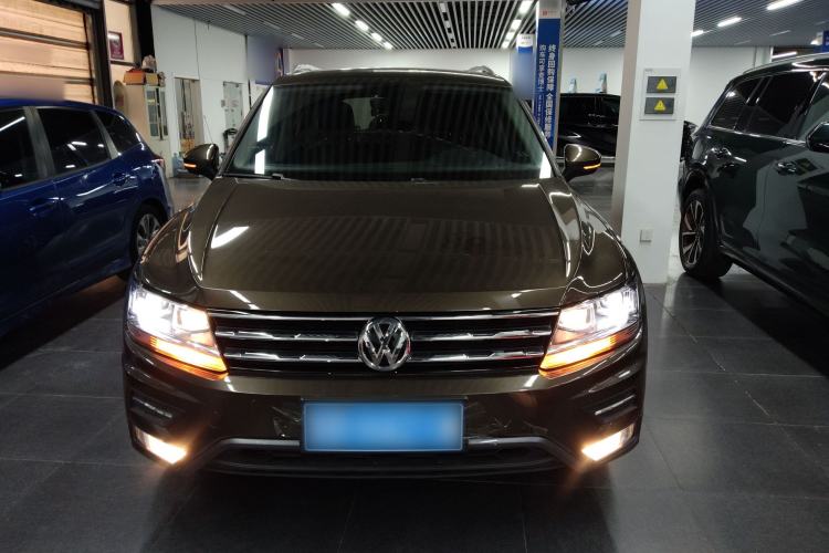 Used Volkswagen Tiguan L 2017 330TSI Automatic Two-Wheel Drive Luxury Edition