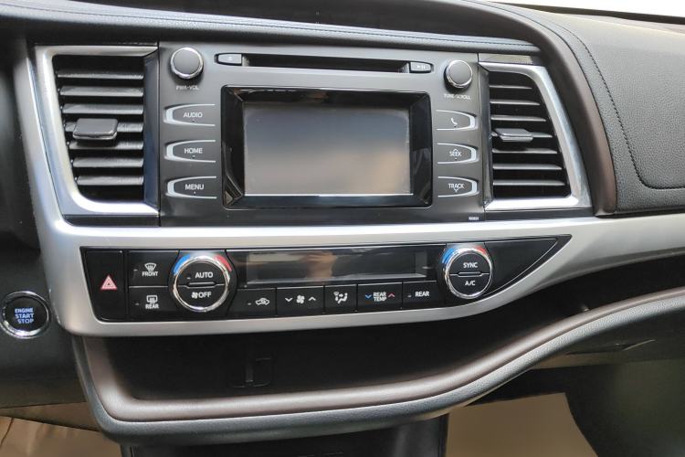 Used Toyota Highlander 2018 2.0T Four-Wheel Drive Luxury Version 7 Seats China VI Standard