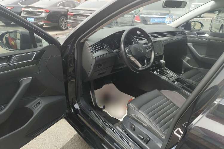 Used Volkswagen Magotan 2020 330TSI DSG Leading Model
