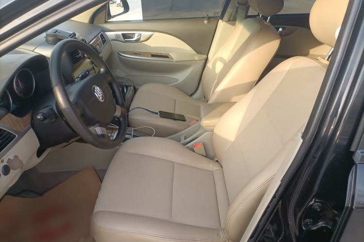 Used Buick Excelle 2015 1.5L Automatic Classic Model
