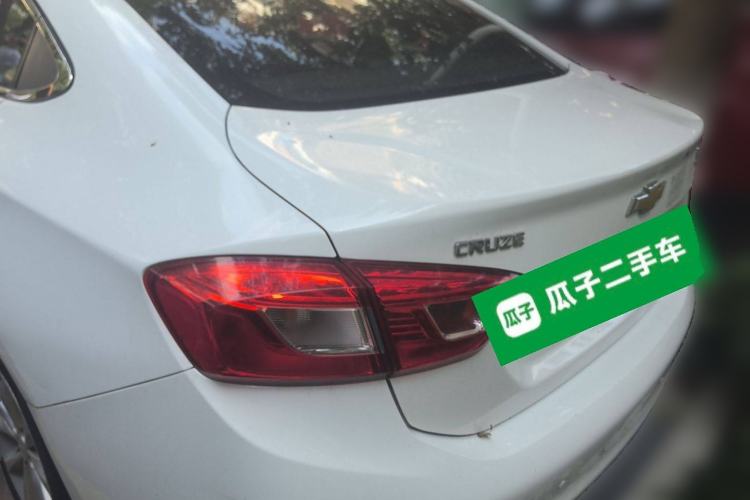 Used Chevrolet Cruze 2017 1.5L Automatic Pioneer Sunroof Edition
