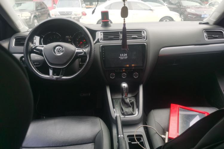 Used Volkswagen Sagitar 2016 230TSI 25th Anniversary Edition