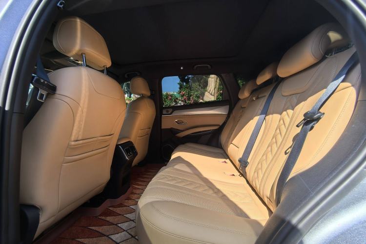 Used BYD Song L DM-i 2024 112 km Beyond Edition
