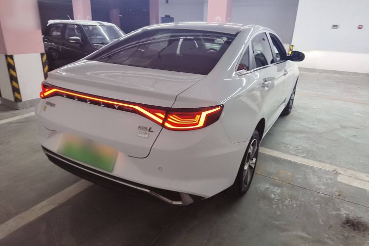 Used Geely Auto Emgrand L HiP 2022 1.5TD-DHT Pro 100KM Super Clean
