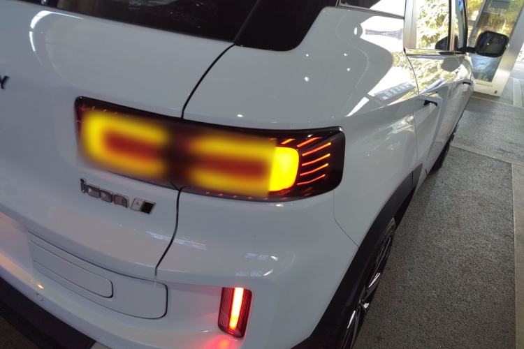 Used Geely Auto icon 2025 Linglong 1.5TD Ruyi Edition