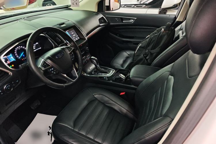 Used Ford Edge 2016 EcoBoost 245 Four-Wheel Drive Titanium Edition 7-Seater
