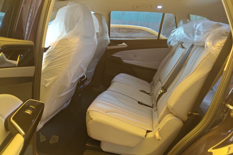 Used Volkswagen ID.6 X 2022 Intelligent Long-Range Version
