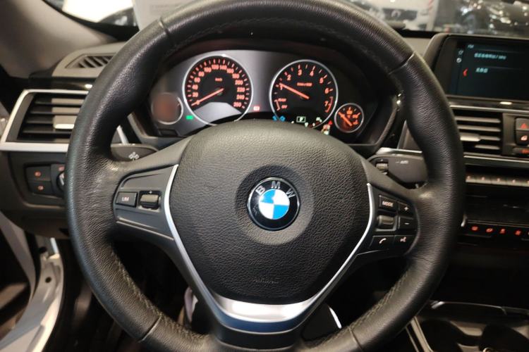 Used BMW 3 Series GT 2018 320i Sport Edition
