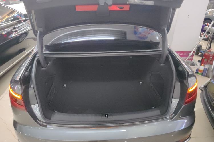 Used Audi A4L 2019 40 TFSI Fashion Version China V
