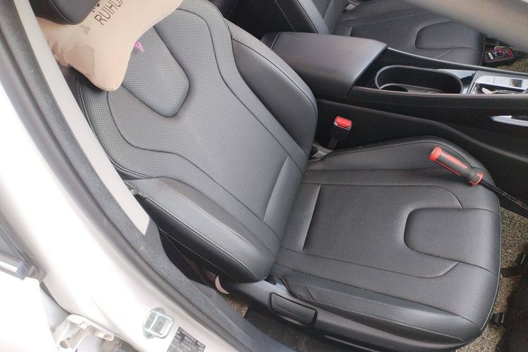 Used Hyundai Elantra 2023 1.5L CVT GLX Elite Edition
