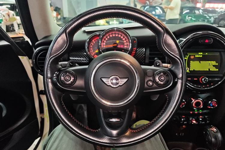 Used MINI MINI 2014 2.0T COOPER S Fun
