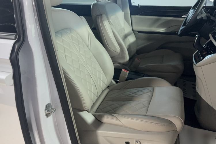 Used Buick GL8 2023 ES Lu Zun Comfort Model
