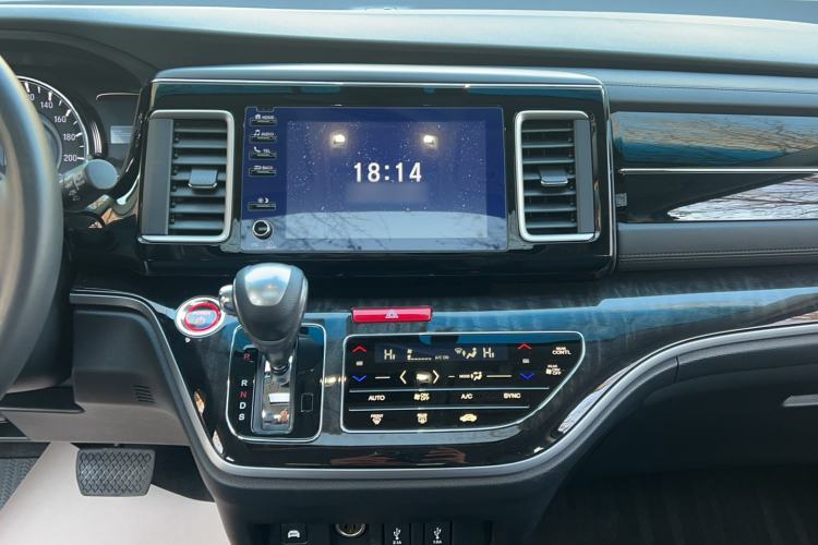 Used Honda Elysion 2019 2.0L Hybrid Luxury Edition
