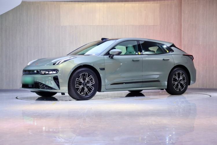 Used Zeekr 001 2024 WE Edition 100 kWh Rear-Drive
