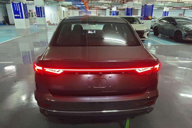 Used Geely Auto Emgrand 2022 4th Generation 1.5L CVT Luxury Model
