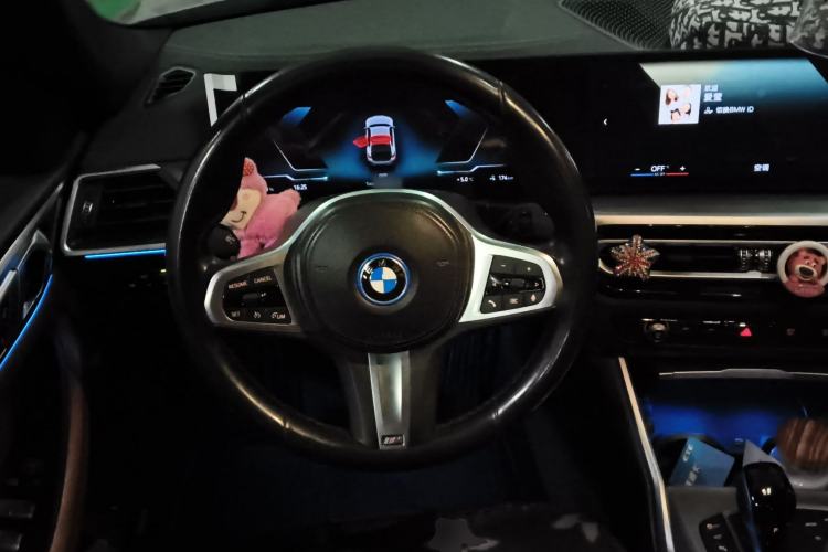 Used BMW i4 2022 eDrive40
