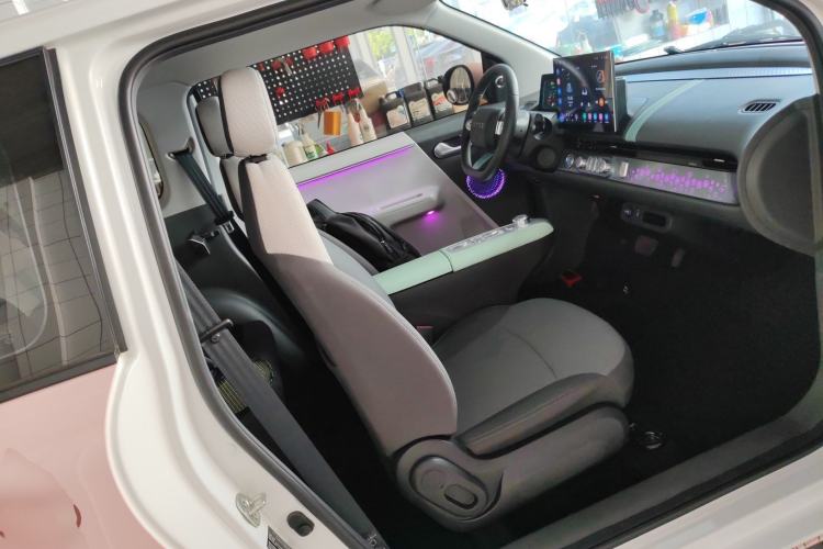 Used  Lumin 2025 301km Honey Dew Edition