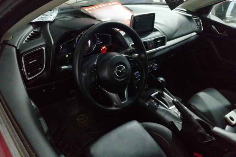 Used Mazda Mazda 3 Axela 2014 Hatchback 2.0L Automatic Flagship Model