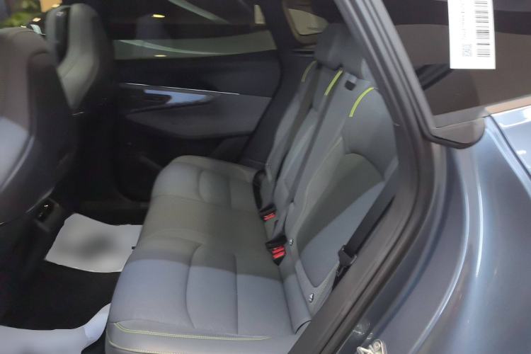 Used Lynk & Co 08 EM-P 2025 245km Ultra-Long Range Halo
