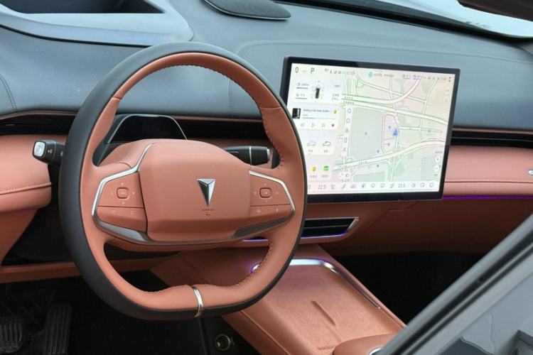 Used  S07 2023 200Max Range-Extended Version
