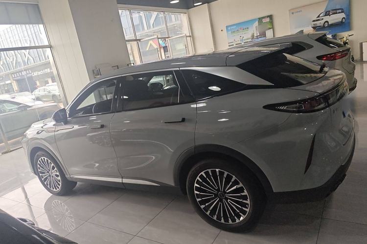 Used  Stellar 2023 400T Four-Wheel Drive Premium Flying Fish Edition
