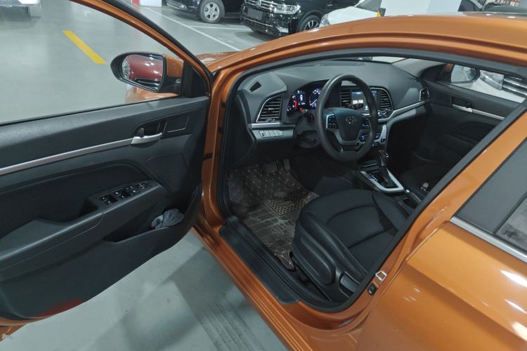 Used Hyundai Elantra 2016 1.6L Automatic ZhiXuan – Elite Version