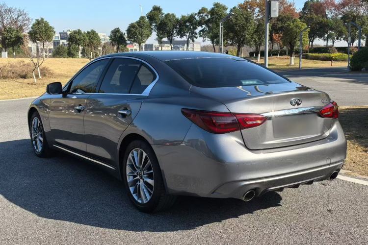 Used Infiniti Q50L 2018 2.0T Enjoyment Version China VI Standard