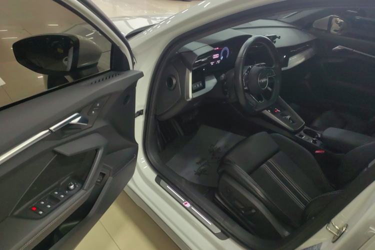 Used Audi A3 2023 Restyled Sportback 35 TFSI Fashionable and Elegant Version
