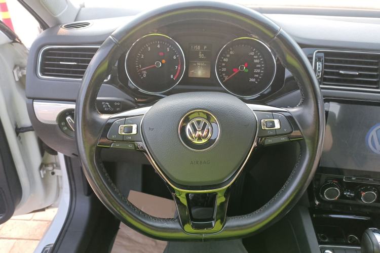 Used Volkswagen Sagitar 2017 1.6L Automatic Comfort Model
