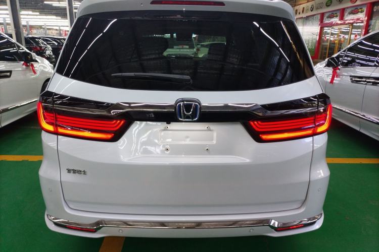 Used Honda Elysion 2024 2.0L eHEV Luxury Edition
