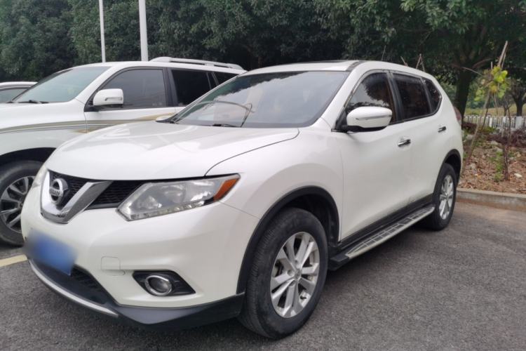 Used Nissan X-Trail 2016 2.0L CVT Smart Enjoyment Version 4WD