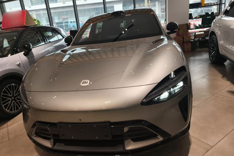 Used  YU7 2025 Ultra-Long Range All-Wheel Drive Pro Version