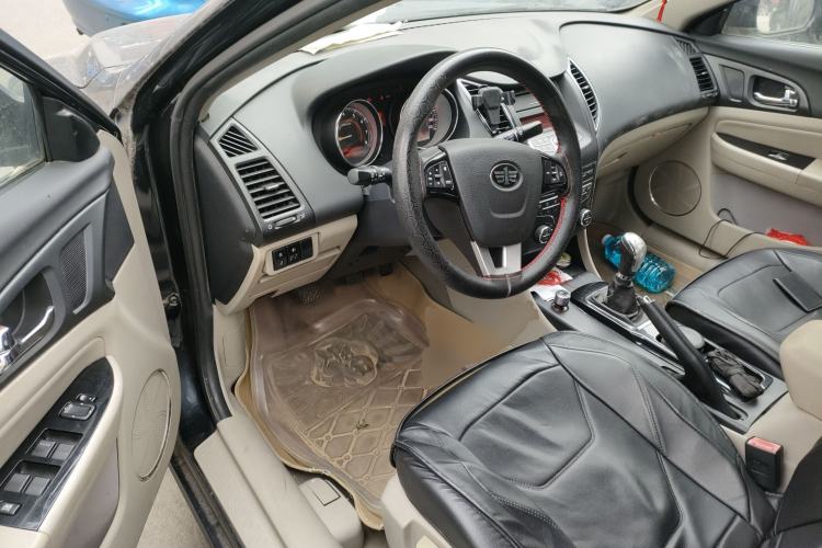 Used Bestune B50 2013 1.6L manual luxury version