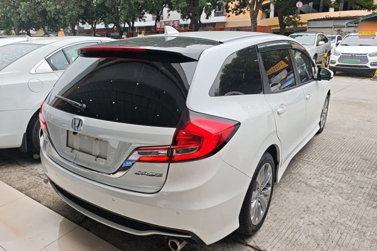 Used Honda Jade 2017 1.8L automatic Comfort version 5 seats
