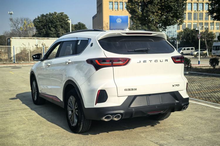 Used JETOUR X70 2023 1.5T DCT Overpass PRO+ Edition 7 Seats
