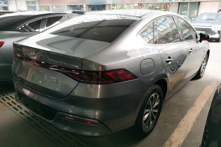 Used BYD Qin PLUS 2024 HONOR Edition DM-i 55KM Leading Model
