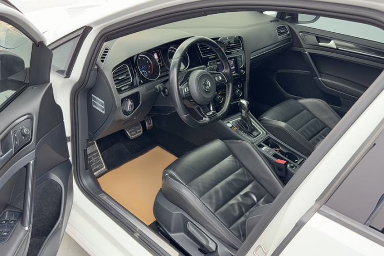 Used Volkswagen Golf 2015 2.0 TSI R