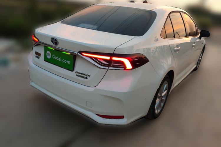 Used Toyota Corolla 2021 Dual-Motor 1.8L E-CVT Elite Edition
