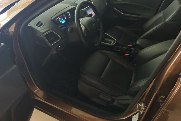 Used Ford Escort 2017 Happiness Edition 1.5L Automatic Fashion Version