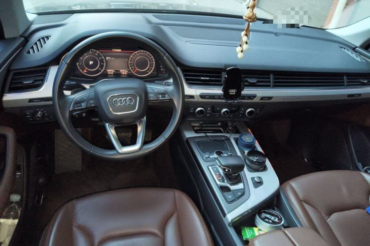 Used Audi Q7 2019 45 TFSI Comfort Model