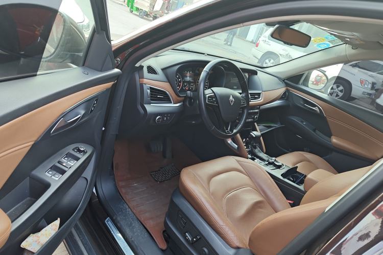 Used BORGWARD BX7 2016 28T Two-Wheel Drive Luxury Version 5 Seats
