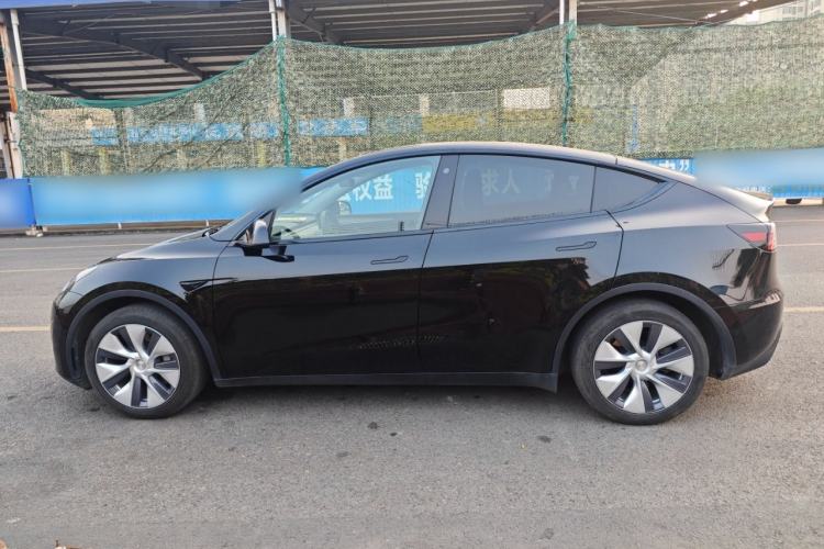 Used Tesla Model Y 2022 Rear-Wheel-Drive Version